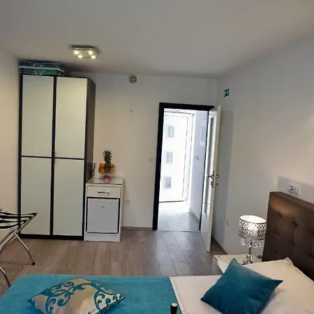 Kuzma 2 Guest house Split