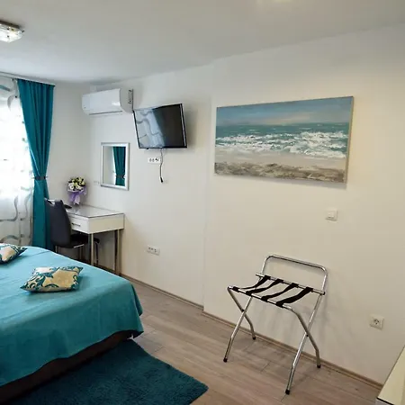 Guest house Kuzma 2 Split