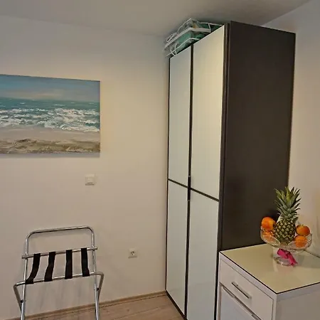 Kuzma 2 Guest house Split