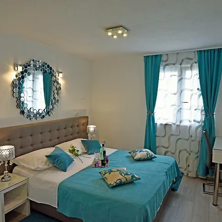 Kuzma 2 Guest house Split