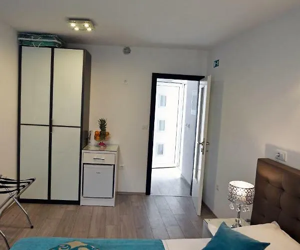 Kuzma 2 Gostinjska kuća Split